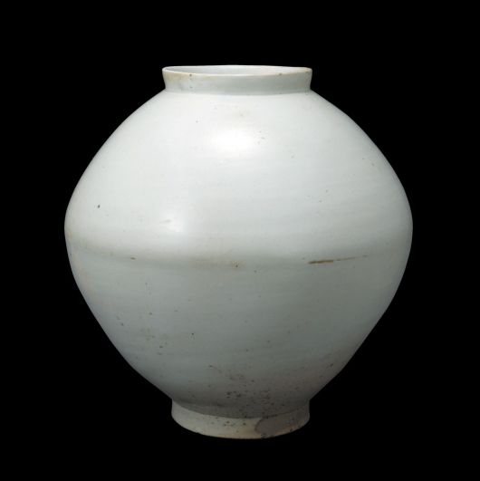 리움미술관에서 진행 중인 역대 최대 규모 ‘조선의 백자, 군자지향’ 전시. /리움미술관