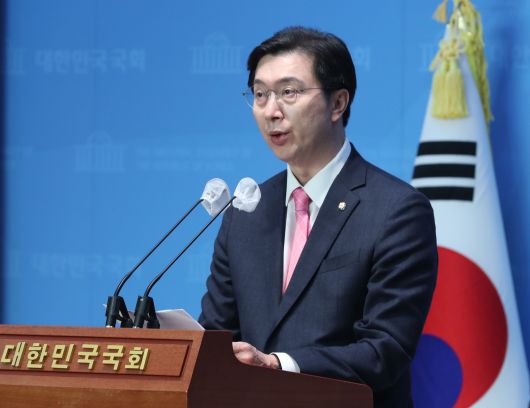 조선일보