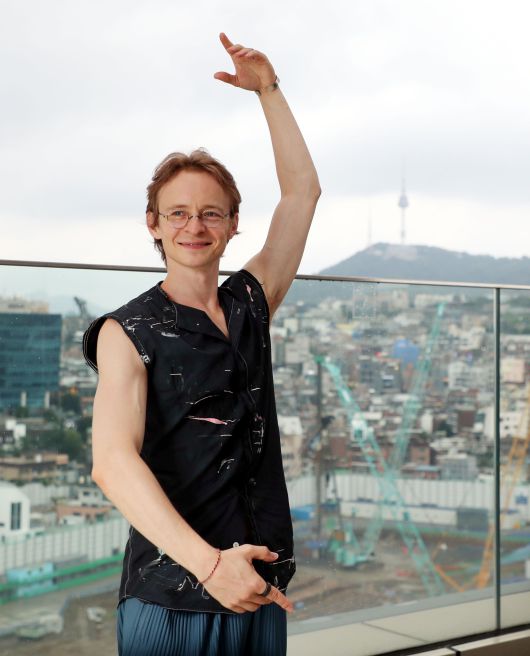 15일 오후 서울 이태원에서 만난 발레리노 다닐 심킨. / 장련성 기자