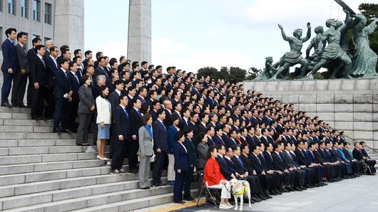 조선일보