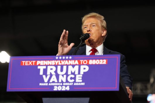 공화당 대선 후보인 도널드 트럼프 전 대통령이 9일 펜실베이니아주 스크랜턴에서 연설을 하고 있다. /AFP 연합뉴스