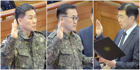 이진우 전 육군 수도방위사령관(왼쪽부터)과 여인형 전 국군방첩사령관, 홍장원 전 국가정보원 제1차장이 4일 서울 종로구 헌법재판소에서 열린 윤석열 대통령 탄핵심판 5차 변론기일에 각각 참석해 증인 선서를 하고 있다. (헌법재판소 제공)/뉴스1