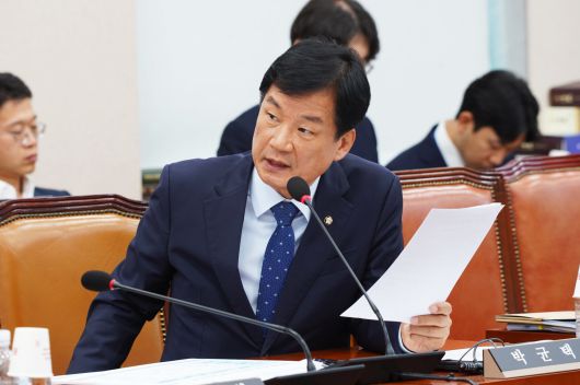 조선일보