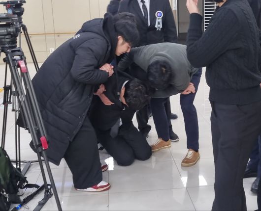 조선일보