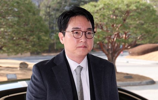 심우정 검찰총장이 지난 19일 서울 서초구 대검찰청으로 출근하고 있다. /뉴스1