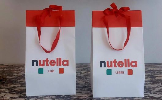 멜로니 이탈리아 총리가 찰스 3세 영국 국왕에 선물한 누텔라 잼./텔레그래프 캡처