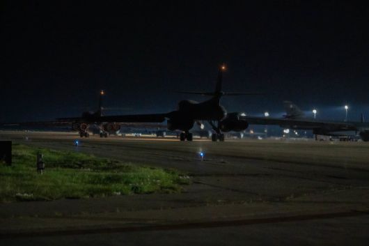 B-1B 전략폭격기가 텍사스주 다이스 공군기지 활주로를 따라 이동 중인 모습. /미군 인도태평양사령부 홈페이지