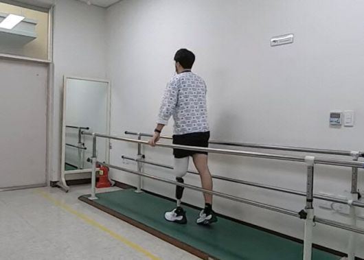 2022년 불의의 사고로 한쪽 다리를 잃은 자전거 유튜버 박찬종씨. /유튜브 'CJ PARK'