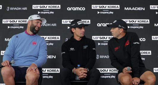 30일 인천 잭 니클라우스 골프클럽 코리아에서 LIV 골프 코리아 개막을 앞두고 기자회견에 나선 욘 람(왼쪽부터), 호아킨 니만, 세르히오 가르시아./뉴스1