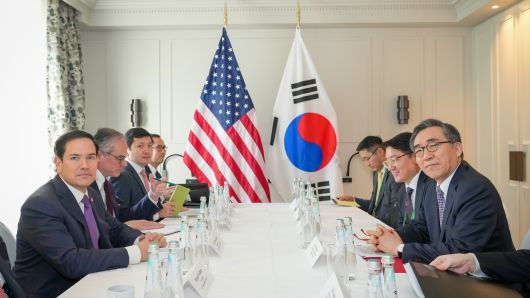 지난 2월 뮌헨안보회의(MSC)에서 열린 한미 외교부 장관 회담. 맨 앞줄 왼쪽은 마코 루비오 국무부 장관. 오른쪽이 조태열 외교부 장관. /외교부