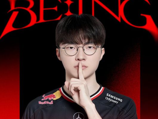 페이커의 시그니처 포즈로 여겨지는 '쉿' 세레머니. /T1 인스타그램