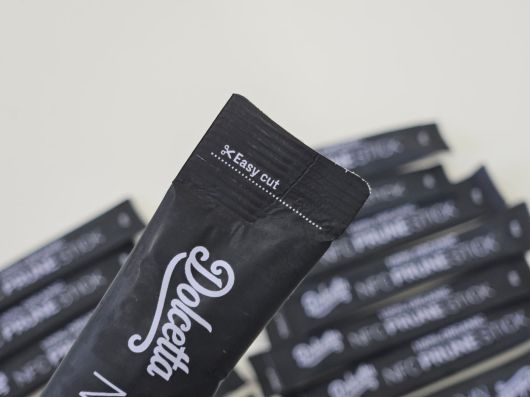 이지컷(Easy cut)으로 돼있어 쉽게 뜯어진다. /사진=더비비드