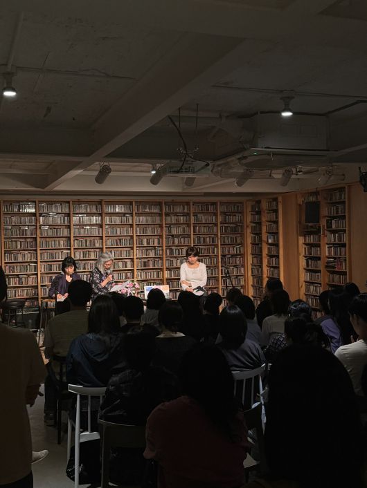 21일 '벨로주 망원'에서 진행된 다와다 요코x은행나무 북토크./은행나무