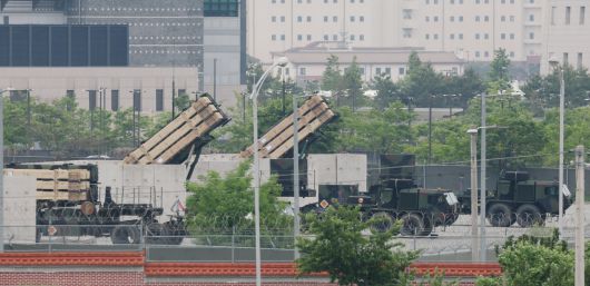 A Patriot (PAC-3) missile system is seen deployed at Camp Humphreys, a U.S. military base in Paengseong-eup, Pyeongtaek, Gyeonggi Province, on May 23, 2025. The Wall Street Journal reported on May 22 that the Trump administration is considering withdrawing about 4,500 U.S. troops from South Korea and relocating them to other Indo-Pacific bases such as Guam. /News1