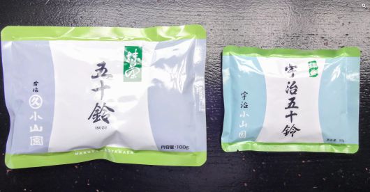 일본에서 생산된 우지 말차 패키지(왼쪽)와 중국에서 생산된 모조품/일본식량식문