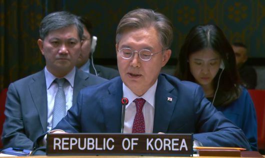 황준국 주유엔 한국 대사는 22일 안전보장이사회 회의에서 무력 충돌이 아닌 외교적 해법을 강조했다./유엔