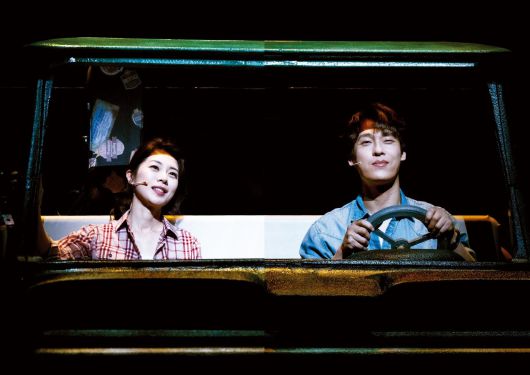 뮤지컬 '매디슨 카운티의 다리'의 프란체스카 조정은과 로버트 최재림. /쇼노트