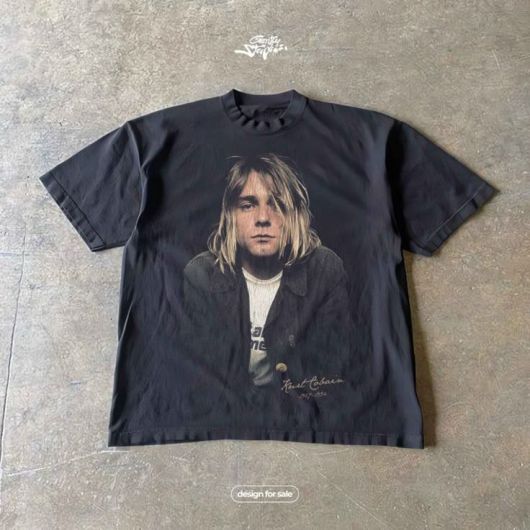 빈티지 락 티셔츠의 대중화의 주역인 밴드 너바나의 커트 코베인/핀터레스트