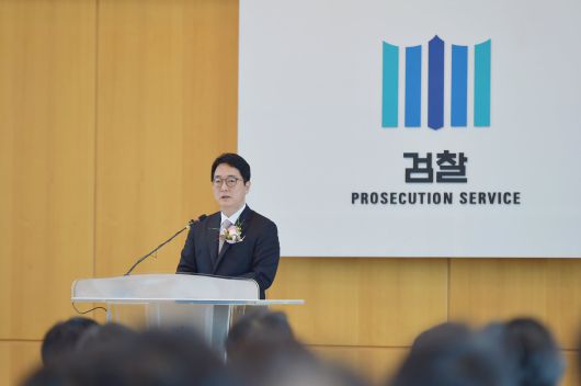 심우정 검찰총장이 지난 2일 서울 서초구 대검찰청에서 열린 퇴임식에서 퇴임사를 하고 있다. /대검찰청 제공