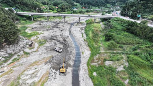 2025년 8월 31일 강원도 강릉시 오봉저수지가 메말라 있다. /장경식 기자