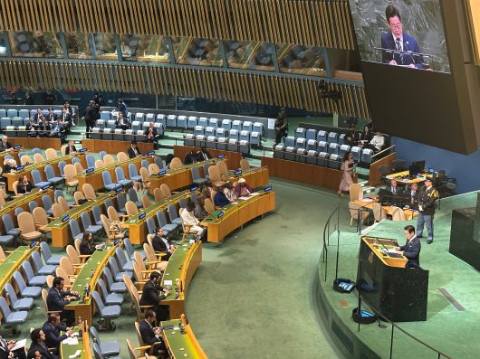 김혜경 여사는 23일 미국 뉴욕 유엔 본부 총회장에 오지 않았다. 2023년의 경우 김건희 당시 여사가 특별석(각국 좌석 위)에 앉아 있었다./윤주헌 특파원