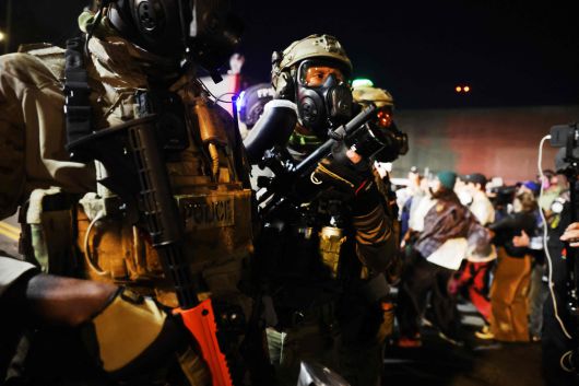 지난 5일 미 주 방위군이 오리건주 포틀랜드에 투입됐다. /AFP 연합뉴스