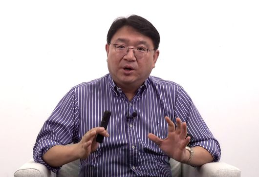 조재영 웰스에듀 부사장이 부자들의 습관과 세대생략증여법을 소개했다. /은퇴스쿨