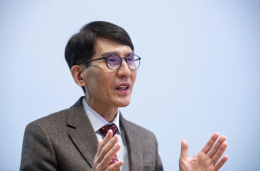 1세대 스타 애널리스트로 꼽히는 김한진 박사./박상훈 기자.