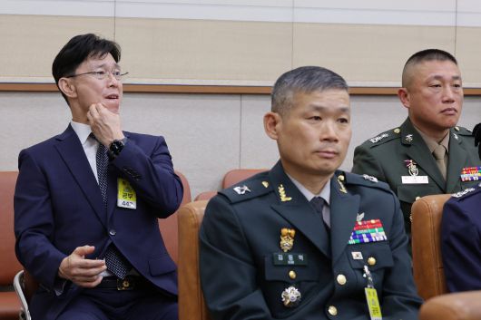 임성근 전 해병대 1사단장(왼쪽부터), 김동혁 전 국방부 검찰단장, 이용민 전 해병대 포7대대장./뉴스1