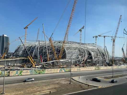 사우디아라비아 알 코바르에서 건설 중인 아람코 스타디움은 올해 완공을 목표로 한다. 2027년 아시아축구연맹(AFC) 아시안컵과 2034년 피파(FIFA) 월드컵 경기장으로 쓰일 예정이다. / 전준범 기자