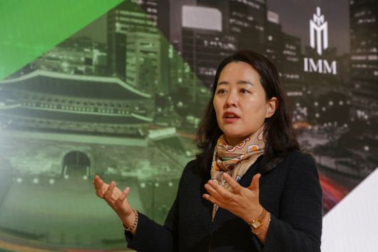 2025년 12월 23일 오전 서울 강남구 강남파이낸스센터에서 문여정 IMM 인베스트먼트 전무가 본지와의 인터뷰를 갖고 있다. /장련성 기자