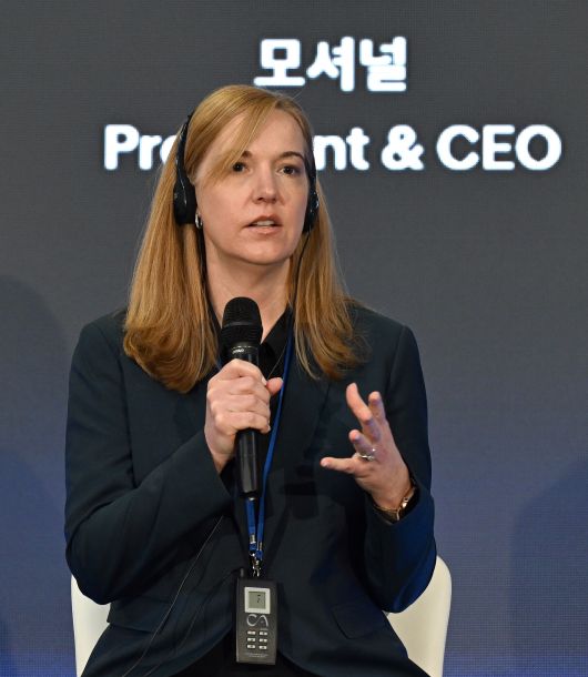 모셔널 미디어 데이에서 기자 질의에 답변하는 모셔널 CEO 로라 메이저./현대차그룹