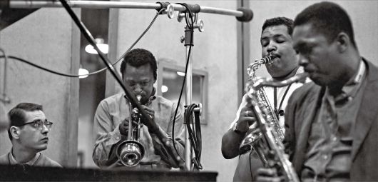 에포크재즈 최고의 명반으로 꼽히는 ‘카인드 오브 블루’에 참여한 음악인들. 빌 에번스(왼쪽부터), 마일스 데이비스, 캐넌볼 애덜리, 존 콜트레인.