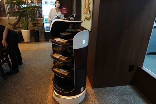 벨라봇에 담은 음식, 출처=IT동아