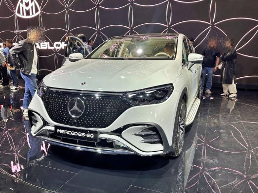 메르세데스-벤츠 ‘더 뉴 EQE 500 4MATIC SUV’. 출처=IT동아