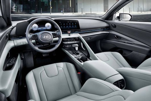 2026 아반떼 실내 / 출처=현대차