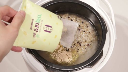 강원도 황기와 옥수수로 만든 티백 등으로 유해물질에 대한 우려를 최소화했다 / 출처=와이이뮤니티