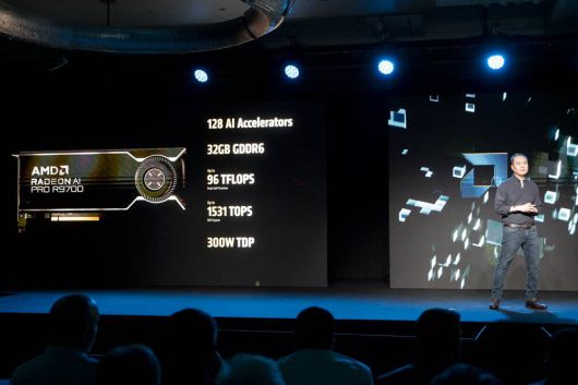 AMD 라데온 기반의 고성능 작업용 그래픽 카드인 라데온 AI 프로 R9700도 출시됐다 / 출처=IT동아