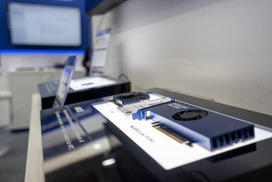 모빌린트의 서버 시장 제품군인 에리스(ARIES) / 출처=IT동아