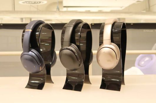 투어 원 M3는 3가지 색상으로 출시한다 / 출처=IT동아