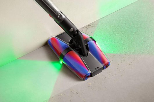 다이슨 펜슬백 플러피콘 무선 청소기 / 출처=다이슨