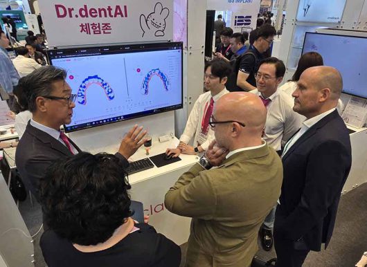 닥터덴트AI에 대해 설명하는 주보훈 대표 / 출처=이노디테크