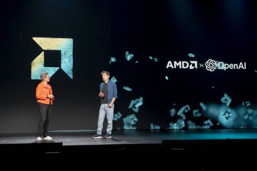 샘 알트만은 당초 어드밴싱AI 2025 참석 연사에 이름을 올리지 않았고, 현장에서 깜짝 등장한 것이다 / 출처=IT동아