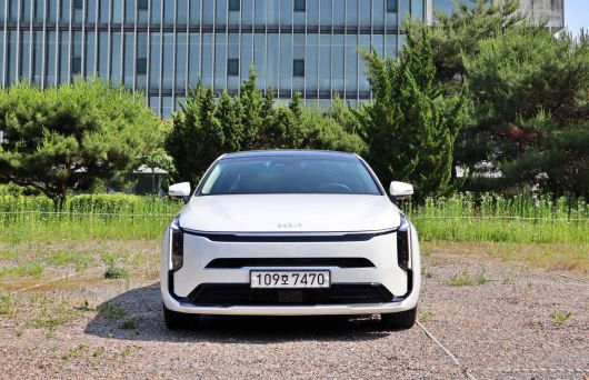 신형 K8 3.5 리터 LPi 전면부 / 출처=IT동아