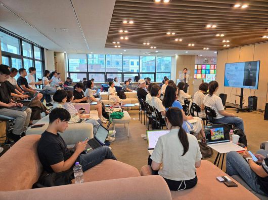 서울창업허브 성수 스타트업 성장지원 세미나 ‘투자자에게 선택받는 스타트업 되기’ 현장 / 출처=IT동아