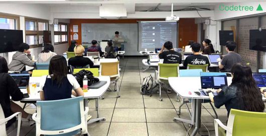 서경대에서 진행한 ‘AI 바이브 코딩 특강’ 현장 / 출처=코드트리