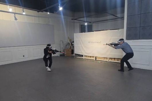 엘리시안은 가상 콘텐츠와 컨트롤러 기술을 융합하는 데 힘쓰는 중이다 / 출처=엘리시안