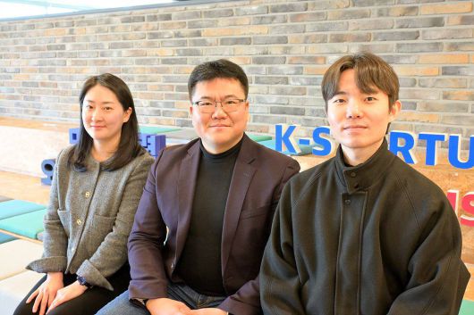 김가람 서울창경 신사업기획팀 매니저, 원재호 앵커노드 대표, 신영협 서울창경 신사업기획팀 매니저(왼쪽부터)/ 출처=IT동아