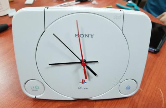 (플레이스테이션 원 시계)
