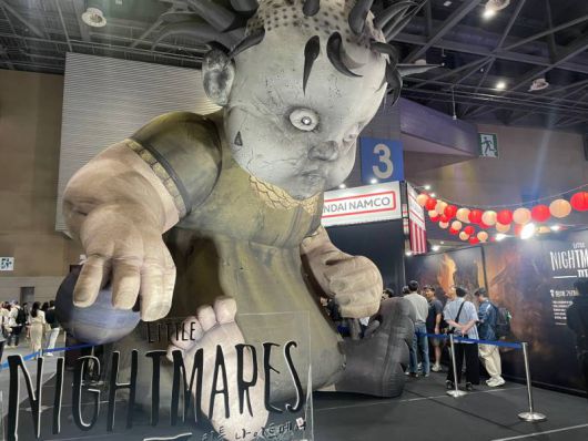 대형 벌룬으로 시선을 사로잡은 리틀 나이트메어3